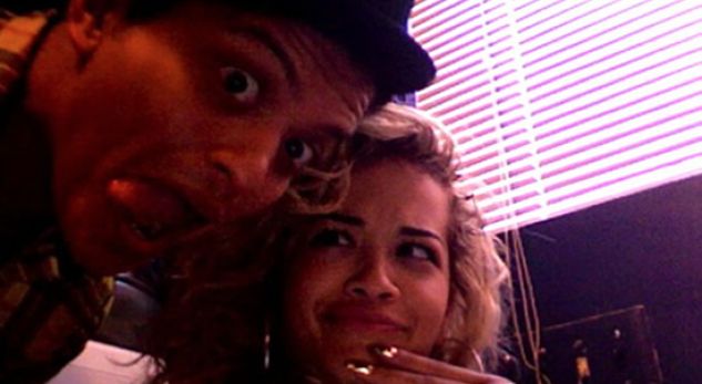 Bebe Rexha sërish para publikut! Do të performojë me Bruno Mars në… (FOTO)