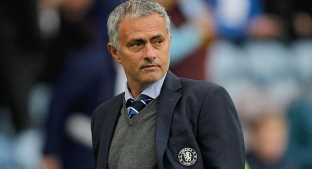 Mourinho gëzon tifozët e Manchester United