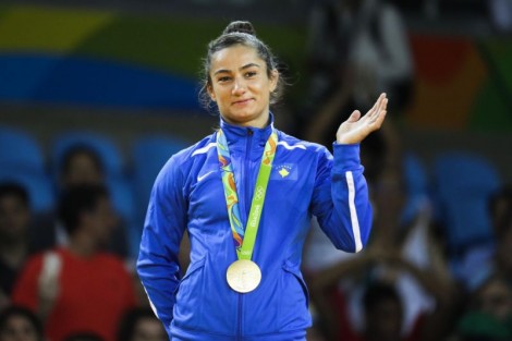 Skandali/ Trondit kampionia shqiptare: Duan të ndeshem me një serbe dhe të humb