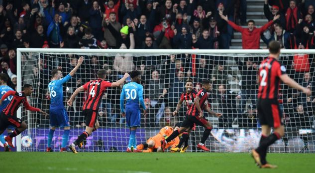Bournemouth mposht Arsenalin, ‘topçinjtë’ zhyten në krizë