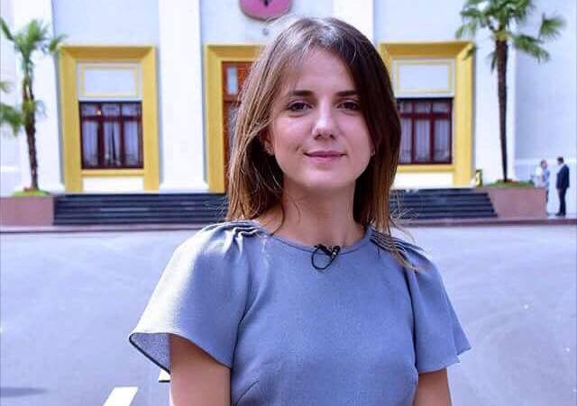 INTERVISTA/ Flet vajza e Azem Hajdarit: Berisha nuk më ka dhënë asnjë këshillë. Se di përse
