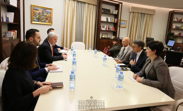 Ministri Xhafaj takim me Presidentin e anti-korrupsionit italian. Ja për çfarë diskutuan