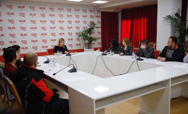 Kryemadhi nuk ndryshon qëndrim: Sulmeve të krimit do t’i përgjigjem me çizmen e protestës