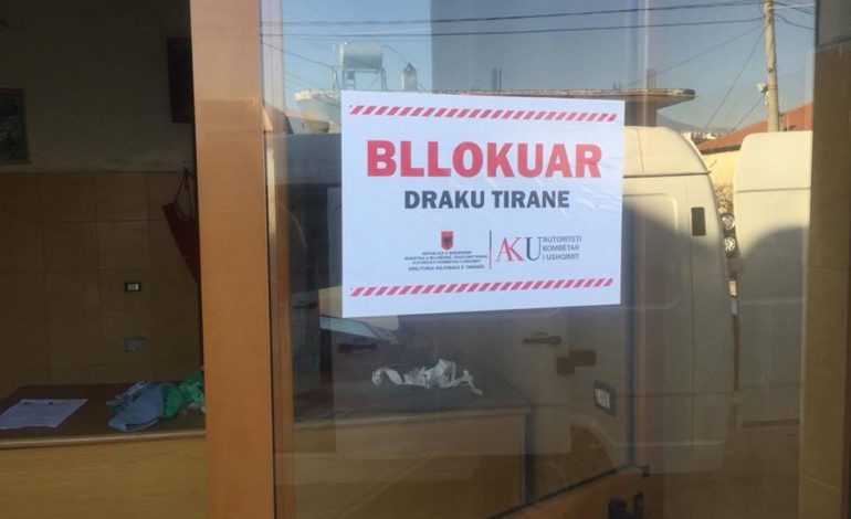 “Një TMERR i vërtetë”/ Tregtonte mish në mes të pisllëkut. I mbyllet dyqani pas 7 vitesh (FOTO)