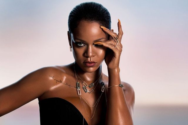 6 trende pranvere nga vetë Rihanna/ Si të frymëzohemi nga njeriu më stil në planet