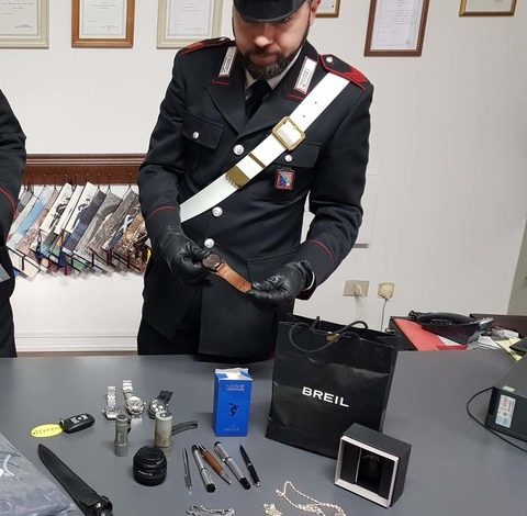 “VETËM AR DHE GJËRA FIRMATO”/ Banda shqiptare ‘zhvat’ 3 banesa brenda natës. Ja si iu ngrit ‘pusi’