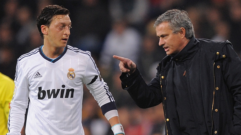 Mourinho kërkon mesfushorin e Arsenal, ofron 40 milionë euro për Ozil