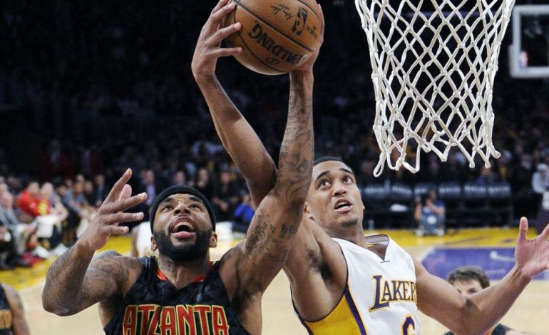 Lakers fitore pas 9 humbjesh, Phoenix ndal Oklahomën