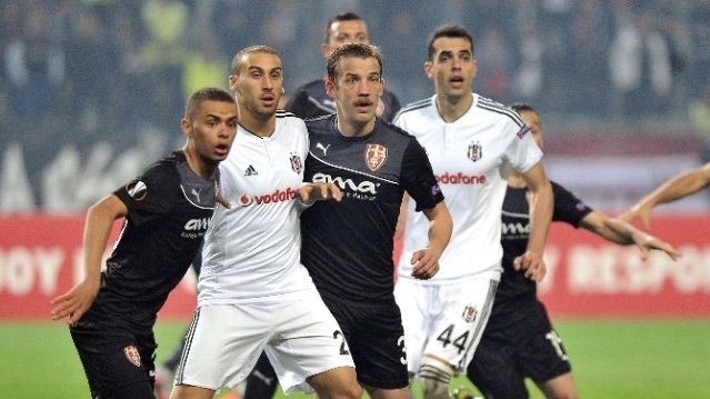 Skënderbeu, miqësore me rivalin e Bayern Munich në Champions