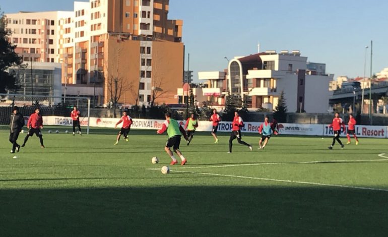 Java e 17-të e Superiores, Skënderbeu nis grumbullimin në Durrës
