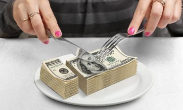 Pesë mënyra efektive si të kurseni para nga ato që harxhoni me ushqime