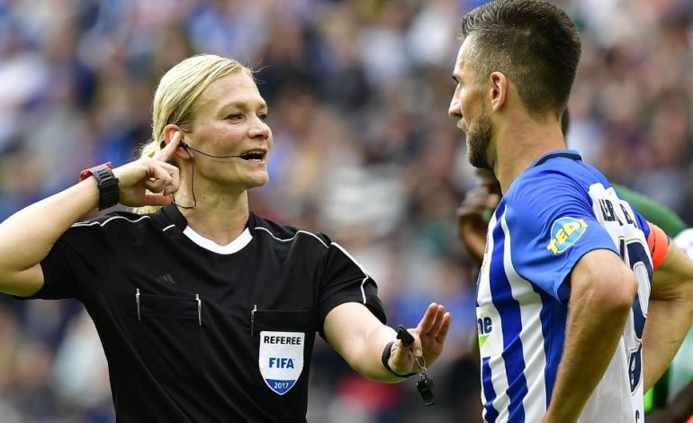 Shkruajti historinë në Bundesligë, Steinhaus po përgatitet edhe për në Champions