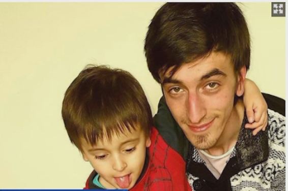 “Herë pas here i erreshin sytë”, flet babai i shqiptarit që vrau djalin 5 vjeçar në Itali