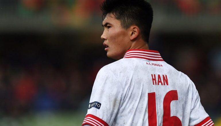 Juventusi takohet gjatë ditës me Cagliarin, gati transferimi i futbollistit Koreano-Verior