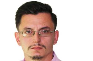 KLEMENTIN MILE: Katër urime për strategjinë e komunikimit opozitar me rastin e Vitit të Ri