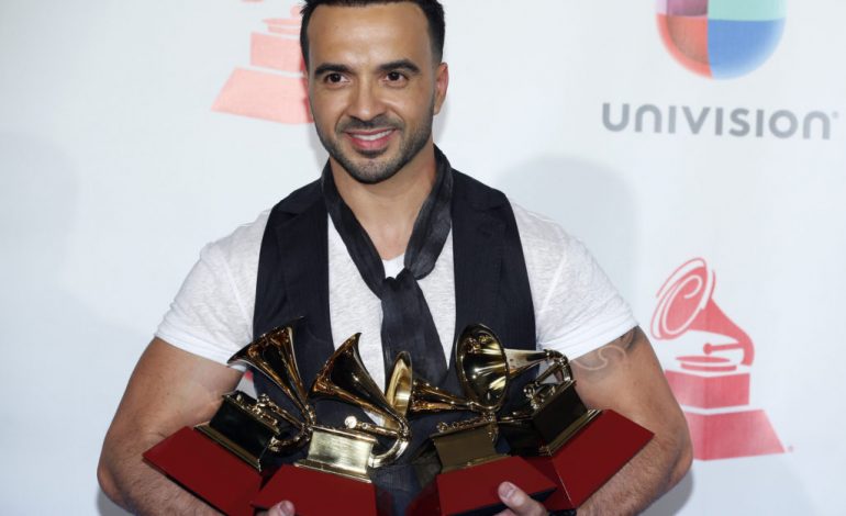 “DESPACITO” një ogur i mbarë për këngëtarin. Pritet të fitojë shumë çmime ‘Grammy’ (FOTO)