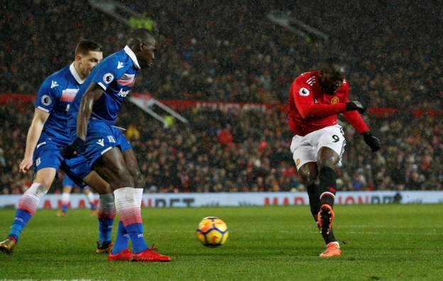 Machester United i “magjishëm”, i jep “shuplakën” e rradhës skuadrës së Stoke Cityt