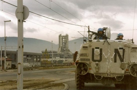 “Mëshirë për djallin”, historia e gazetarit francez për rrethimin e Sarajevës bëhet film