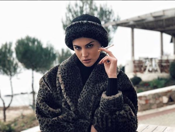 Ish-fituesja e “X Factor”, Sheila: Për këtë vit nuk më pëlqen të bëj plane sepse … (FOTO)