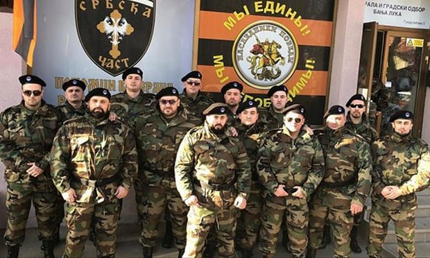 Mercenarët rusë po armatosin separatistët serbë në Bosnjë. Si po tentojnë ta destabilizojnë Ballkanin
