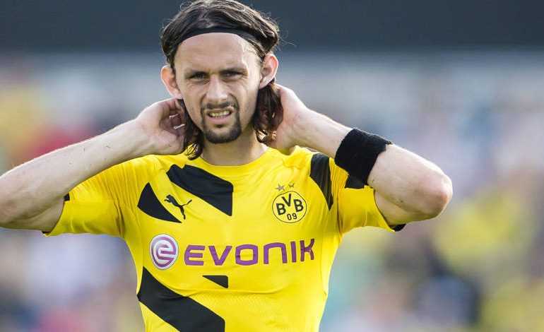Neven Subotic “braktis” Dortmundin, gati transferimi te Saint Etienne