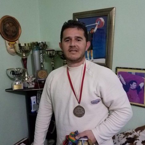 “Shpërthen” Ilir Suli: Romelën po e dënon mafia e shtangës