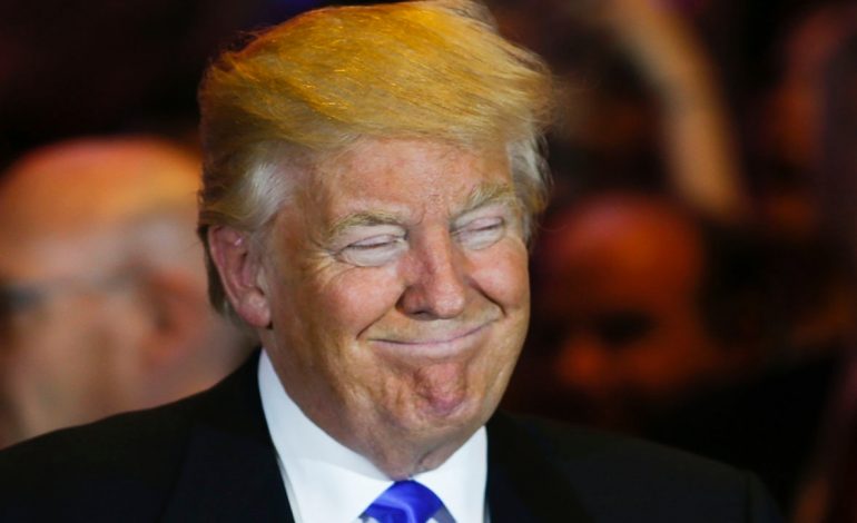 Donald Trump: Statuset në TWITTER i postoj shtrirë nga krevati