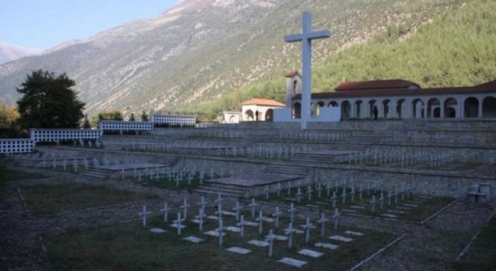 Eshtrat e ushtarëve grekë në Shqipëri/ Reagon Athina zyrtare: Sot u hodh një hap i rëndësishëm…
