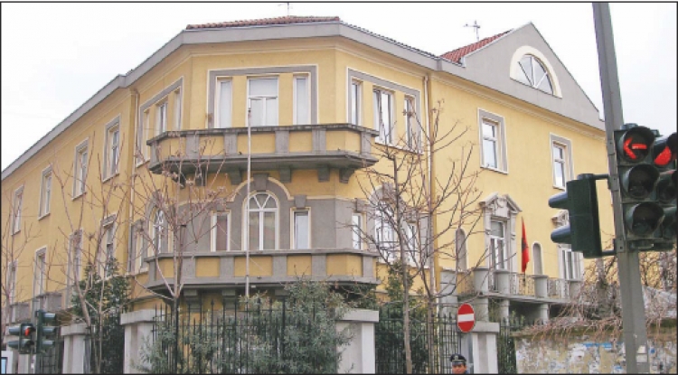Studentët protesta pë uljen e tarifave? Reagon Ministria e Arsimit: Nuk e vendosim ne…
