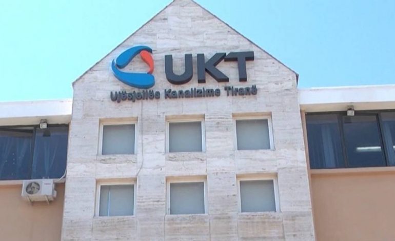 Pezullohen nga puna pa asnjë justifikim 6 drejtorë te Ujësjellës Kanalizime Tiranë