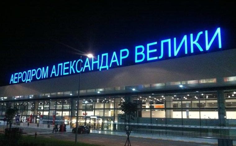 Negociatat me Greqinë/ Maqedonia do heqë emrin “Aleksandri i Madh” nga Aeroporti dhe autostrada
