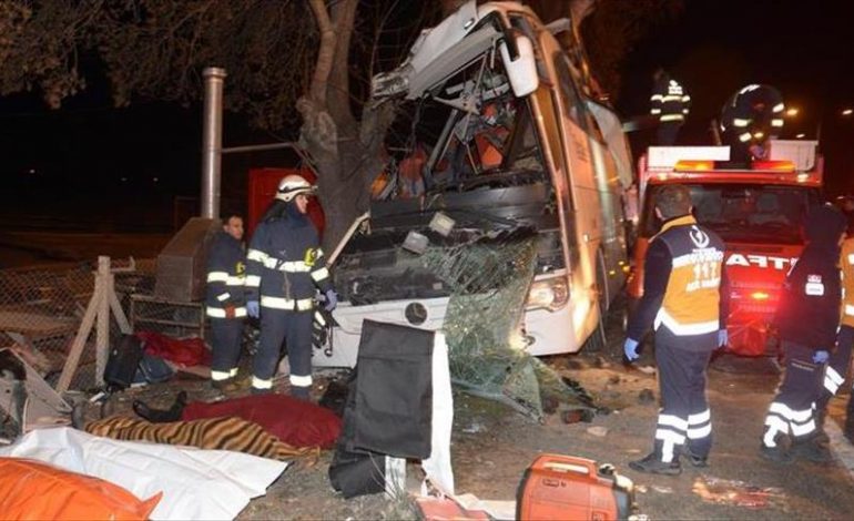 Ngjarje e rëndë në Turqi, autobusi përplaset me pemët, 11 të vdekur, 44 të plagosur
