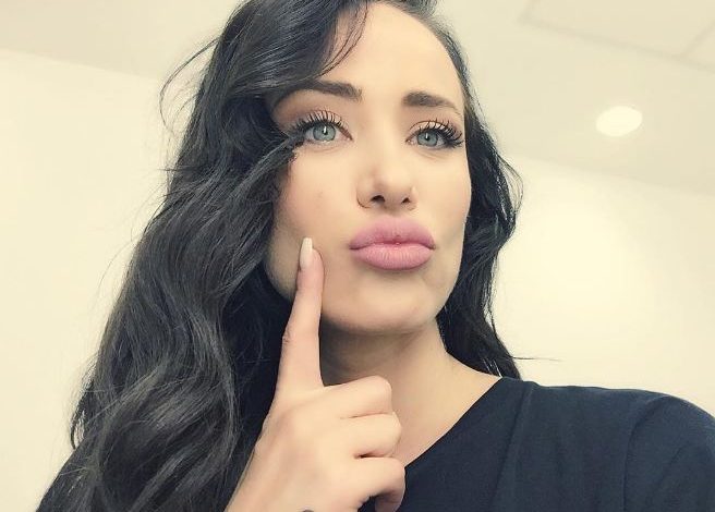 Albana Osmani e parezistueshme në studion e Fadil Berishës