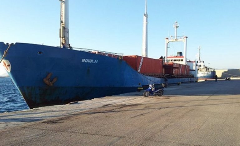 Greqi/ Gjykata vendos sot për anijen me eksplozivë. Mes marinarve edhe një SHQIPTAR