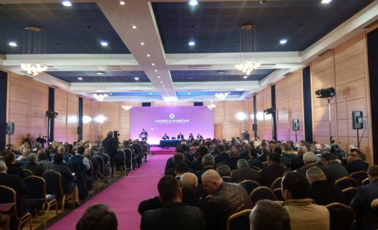 PS mbledh sekretariatin/ Prezantohen dy emrat e rinj të sapozgjedhur në Asamble