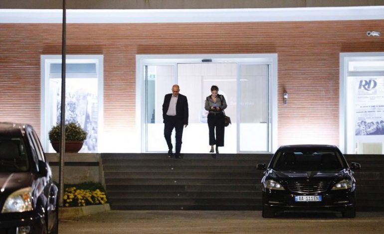 PROTESTA MASIVE e opozites/ Zbulohet plani i Lulzim Bashës dhe Monika Kryemadhit (DETAJET)