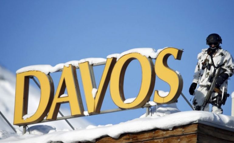 Në Davos të Zvicrës, atje ku mblidhen mes dëborës, kryetarë shtetesh, miliarderë dhe artistë
