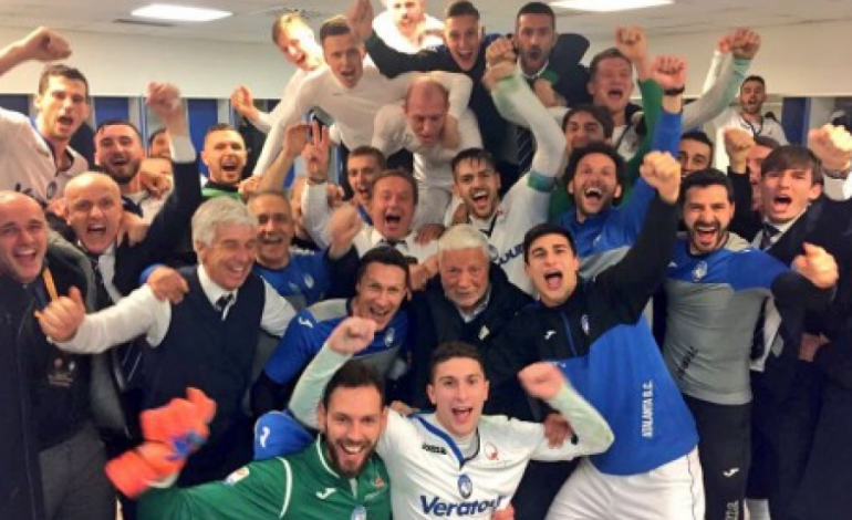 VIDEO/ Berisha pritet si hero në Bergamo. Tifozët festojnë me ekipin në aeroport