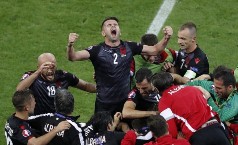 FSHF promovon albumin ‘EURO 2016’, ekspozitë me momentet historike të kuqezinjve