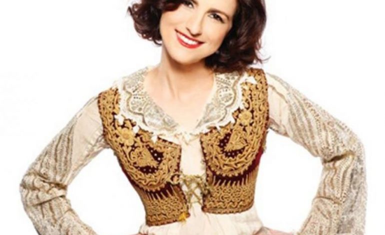 Merita Halilit i jepet çmimi ‘Queen of Albanian Music’. Ceremonia do të mbahet më 3 mars (VIDEO)
