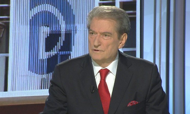 Berisha: Opozita duhet të përdorë çdo mënyrë që të rrezojë qeverinë. Janë 52 forma …