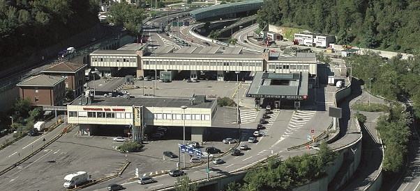 Me mijëra euro rrugës për Zvicër, ja çfarë i zbuluan shqiptarit në Itali