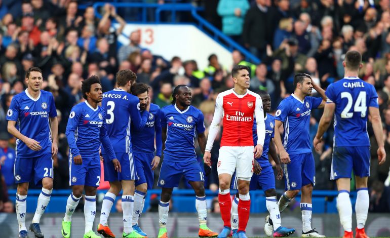 Chelsea drejt “goditjes” së madhe, kërkon Suarez nga Barcelona