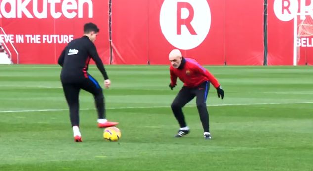 (VIDEO) Lajm i mirë për fansat e Barcelonës, Coutinho fillon dhe “shkelmon” topin në fushën e blertë