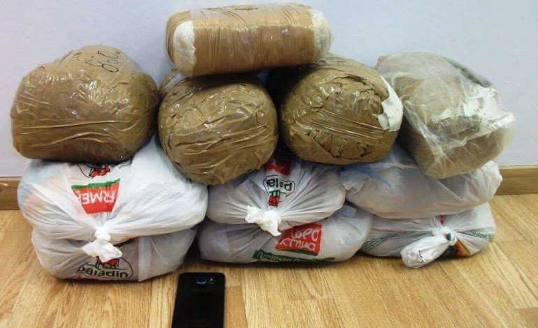 “DROGA nuk ka të SOSUR”/ Operacioni i radhës në GREQI, kapen dy shqiptarë me marijuanë