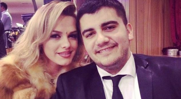 Gruaja e Ermal Fejuzullahut bëhet nostalgjike! Publikon foto nga dasma (FOTO)
