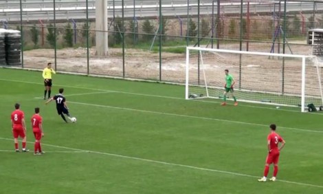 VIDEO/ Një shembull i rrallë “fair-play”, shikoni çfarë ndodh në Turqi