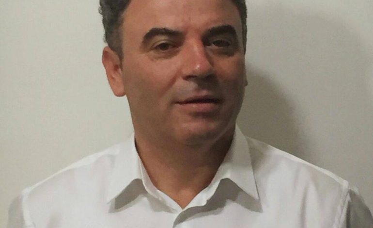 Sherri në bashkinë e Dibrës/ Përfaqësuesit e PDIU bëjnë për spital ata të PS