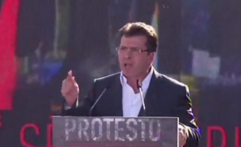 PROTESTA/ Mediu: Të largojmë MALLKIMIN e Rilindjes nga vendi ynë!