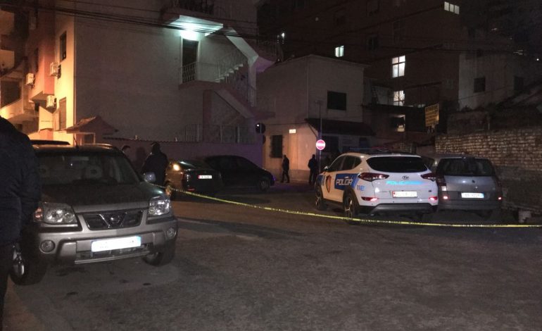 Atentati në Tiranë/ Zbulohet foto e makinës në të cilën udhëtonte viktima dhe i plagosuri